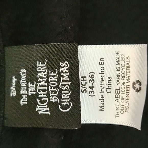 DISNEY NIGHTMARE BEFORE CHRISTMAS SWEATSHIRT....SMALL - Picture 9 of 10